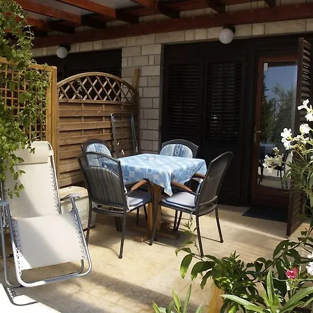 Apartment Loncar Krk Town